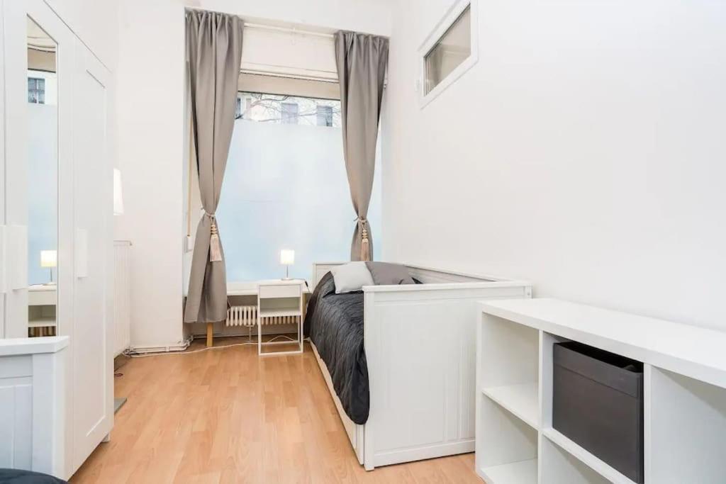 Newly Furnished Apartment For Up To 6 People Berlim Exterior foto
